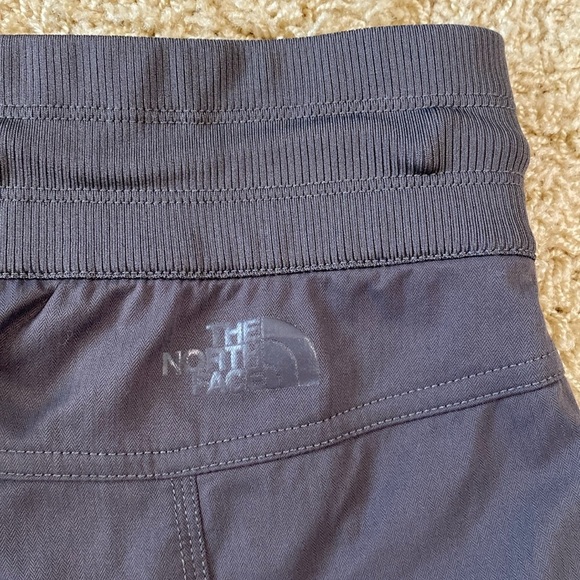 The North Face | Women's Shorts - Picture 6 of 7